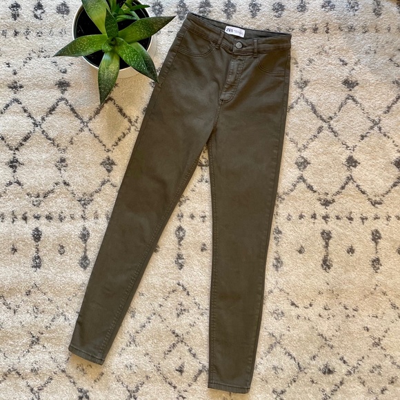 Zara Dark Olive Green Skinny Jeans - Size 2